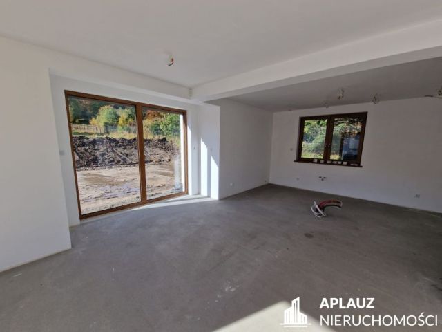 dom wolnostojący, 7 pokoi Jelenia Góra Jagniątków, ul. Michałowicka. Zdjęcie 11