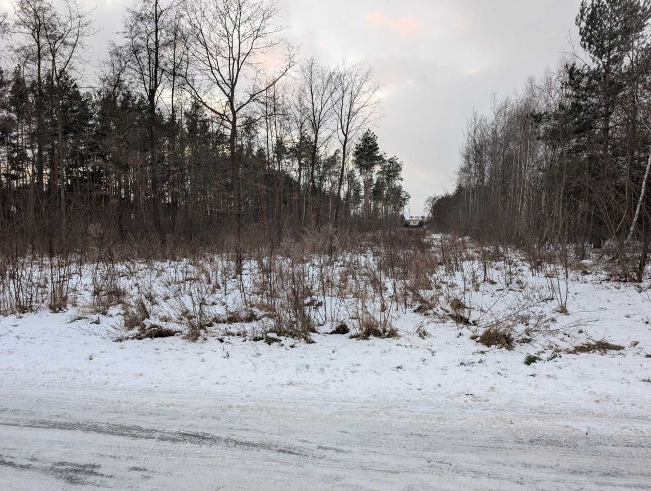 Działka budowlana Ostrowiec Świętokrzyski. Zdjęcie 6