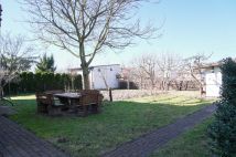 dom wolnostojący, 5 pokoi Władysławów. Zdjęcie 3