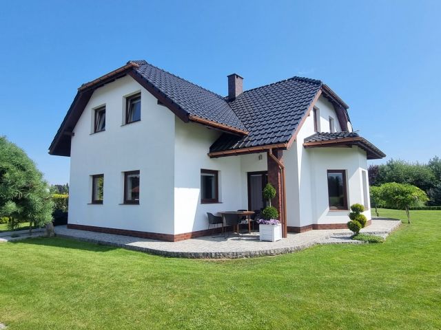 dom wolnostojący, 5 pokoi Brzezia Łąka. Zdjęcie 1