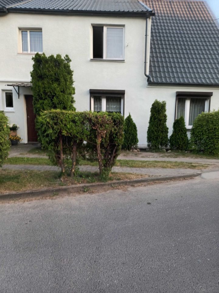 dom szeregowy, 4 pokoje Lubno. Zdjęcie 2