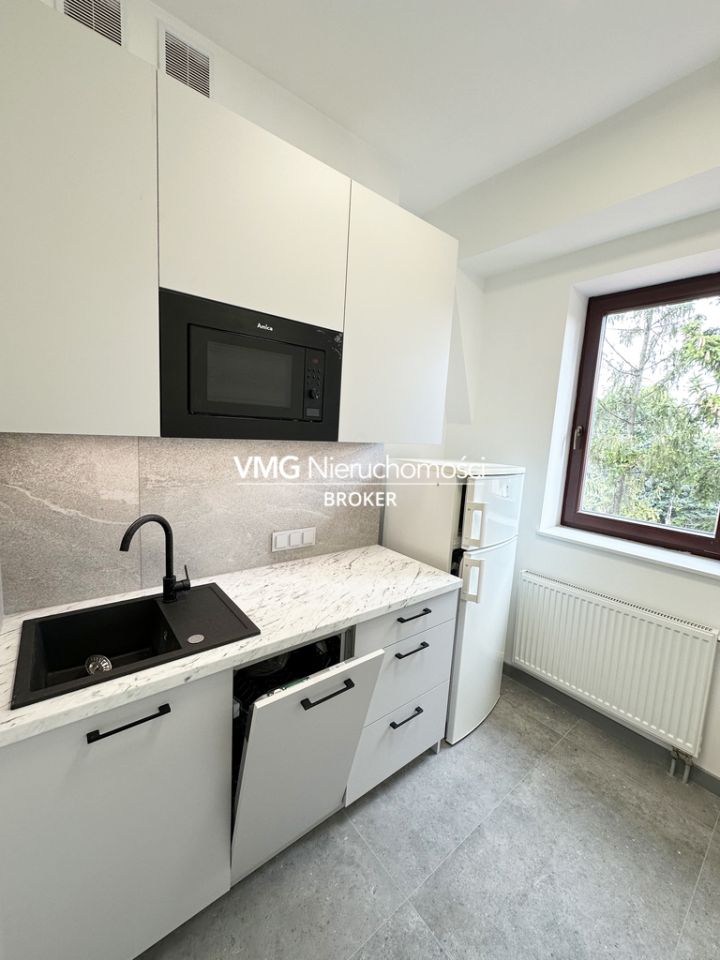 dom wolnostojący, 19 pokoi Warszawa Wawer. Zdjęcie 20