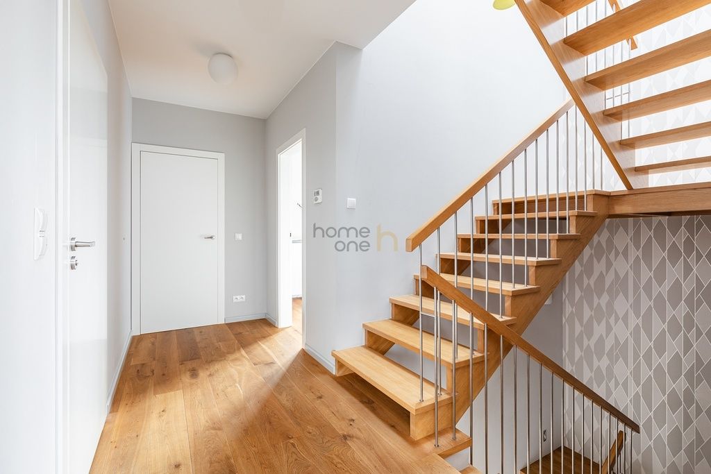 bliźniak, 6 pokoi Konstancin-Jeziorna. Zdjęcie 9