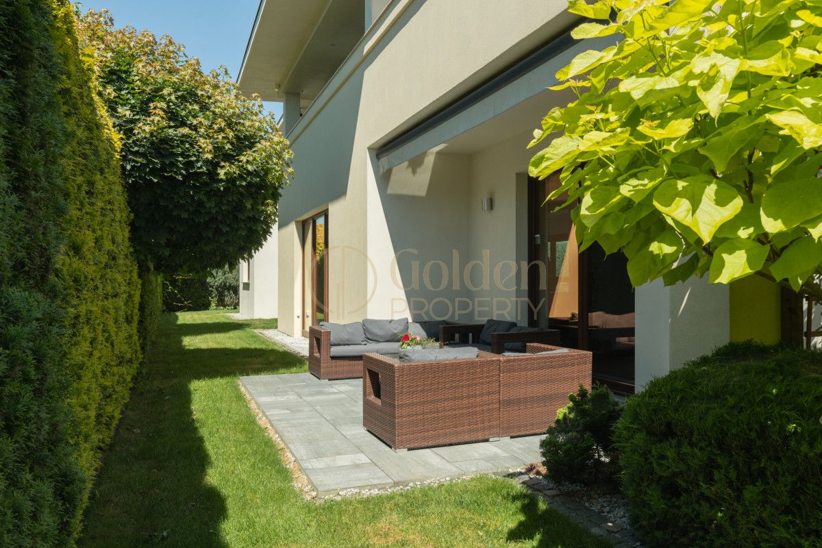 dom wolnostojący, 7 pokoi Straszyn, ul. Jowisza. Zdjęcie 8