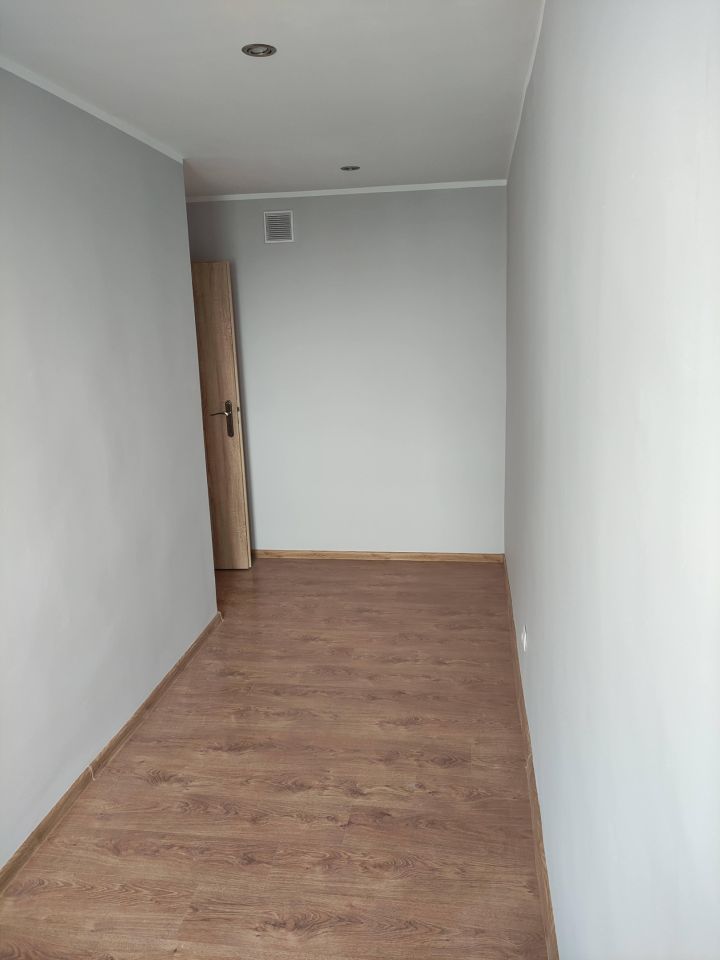 Mieszkanie 4-pokojowe Katowice os. Tysiąclecia, ul. Tysiąclecia. Zdjęcie 5