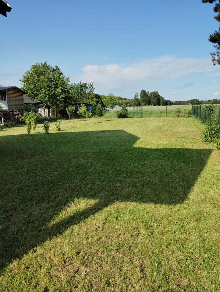 dom wolnostojący, 4 pokoje Mniszek. Zdjęcie 9