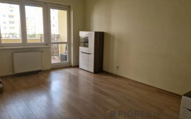 Mieszkanie 3-pokojowe Warszawa Ursus, ul. Tomcia Palucha. Zdjęcie 2