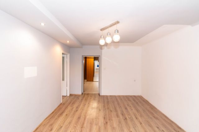 Mieszkanie 2-pokojowe Ostrowiec Świętokrzyski, ul. Mikołaja Kopernika. Zdjęcie 5