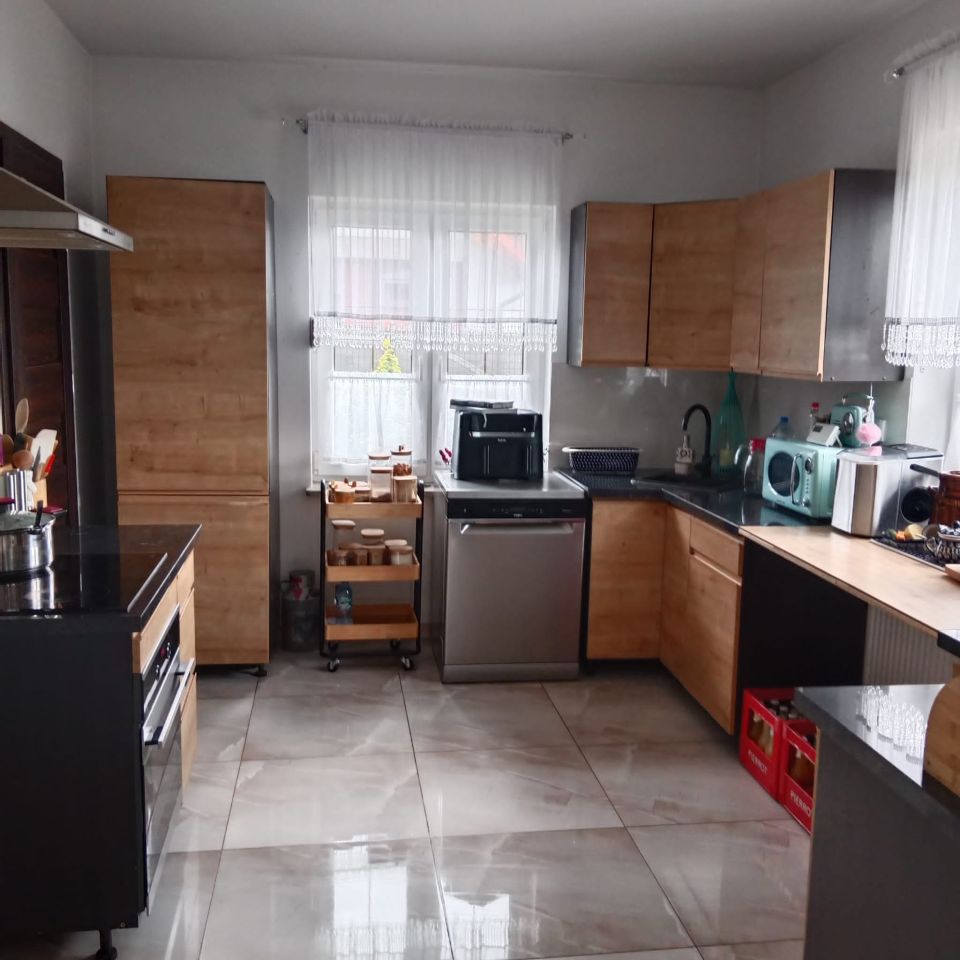 dom wolnostojący, 6 pokoi Grodziec Mały. Zdjęcie 10