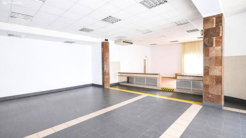 Lokal Przemyśl, ul. 3 Maja. Zdjęcie 5