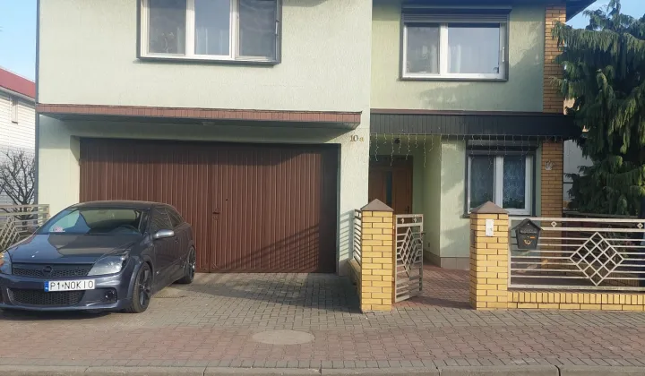 dom wolnostojący, 5 pokoi Grodzisk Wielkopolski, ul. Kwiatowa