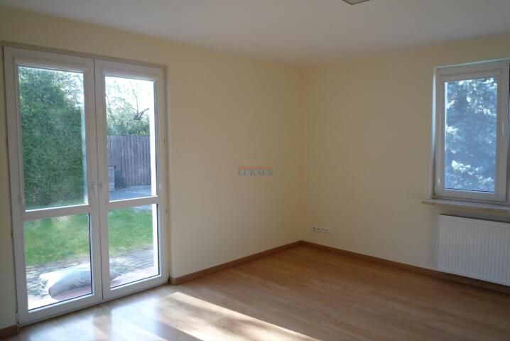 bliźniak, 2 pokoje Piaseczno. Zdjęcie 15