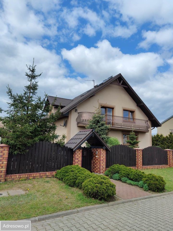 dom wolnostojący, 6 pokoi Turek, ul. Zdrojki Lewe