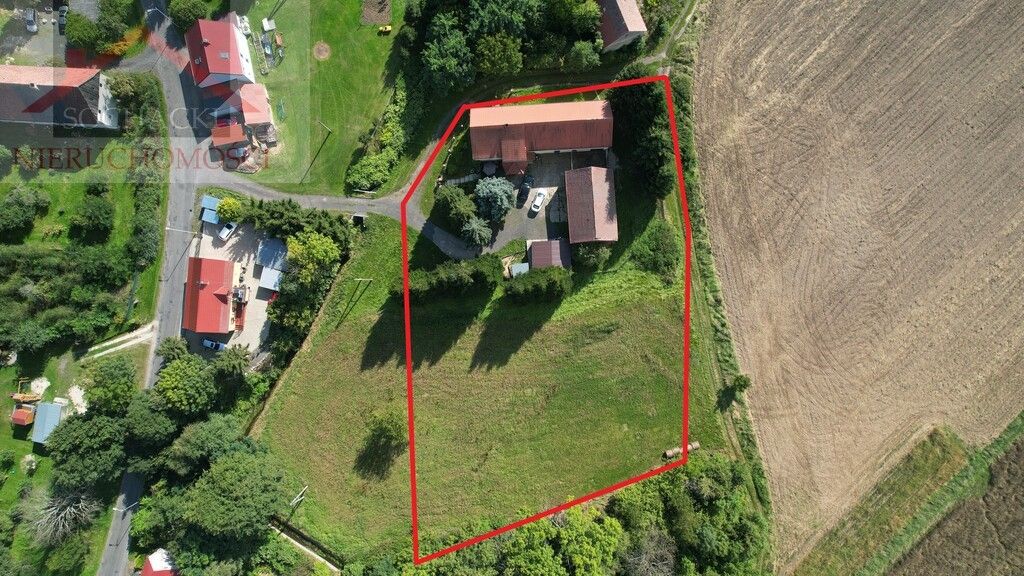 dom wolnostojący, 5 pokoi Sławnikowice. Zdjęcie 17