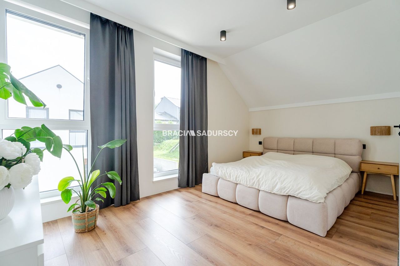 dom wolnostojący, 5 pokoi Zalesie, Zalesie. Zdjęcie 13