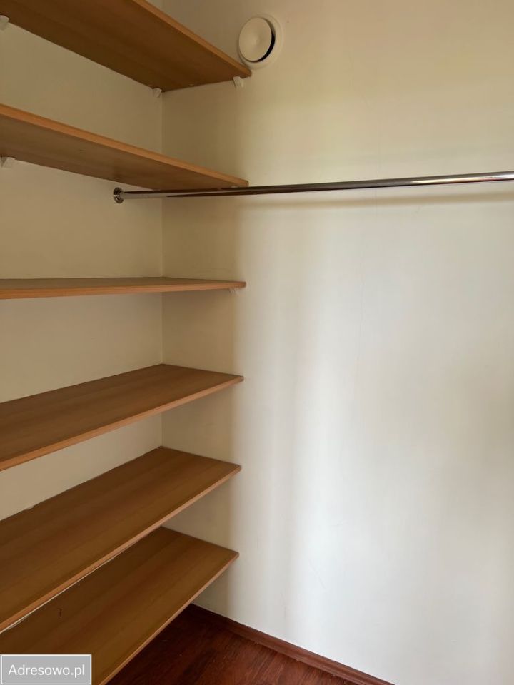 Mieszkanie 3-pokojowe Warszawa Włochy, ul. Naukowa. Zdjęcie 13