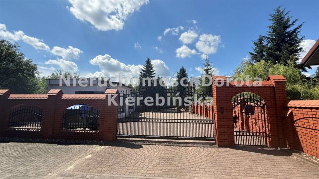 dom wolnostojący, 6 pokoi Tomaszów Mazowiecki, ul. Piękna. Zdjęcie 36