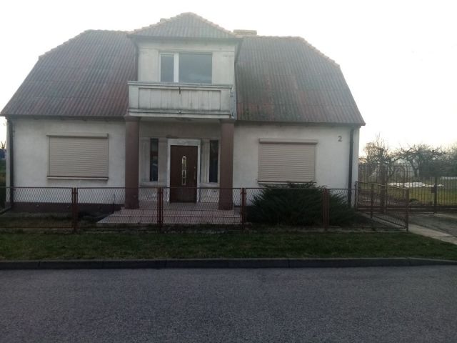 dom wolnostojący, 6 pokoi Damasławek, ul. Nowa. Zdjęcie 1