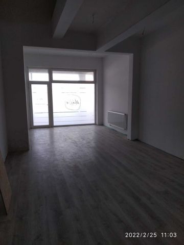 Lokal Tarnowo Podgórne, pl. Margaretek. Zdjęcie 1