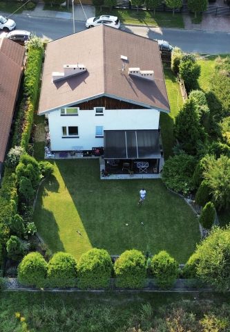 dom wolnostojący, 5 pokoi Legnica Przybków, ul. Fiołkowa. Zdjęcie 1