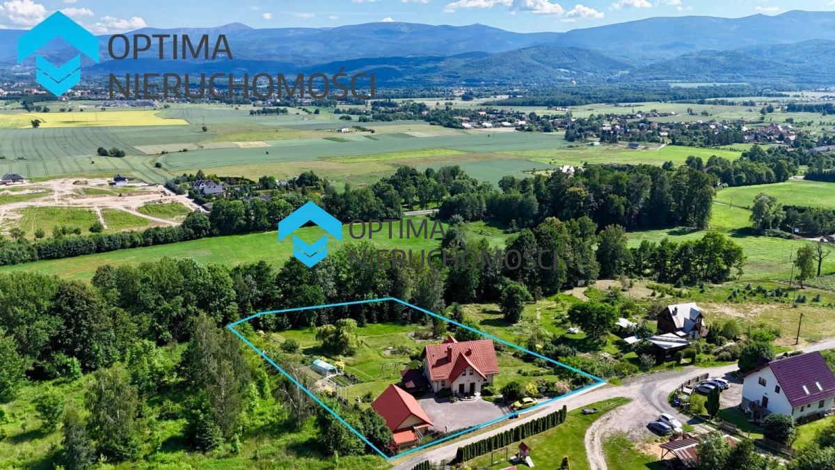 dom wolnostojący, 6 pokoi Wojcieszyce. Zdjęcie 2