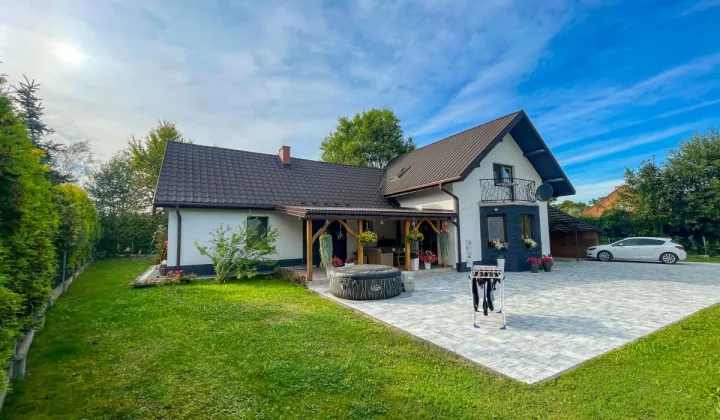 dom wolnostojący, 5 pokoi Bieździadka