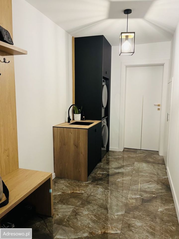 dom wolnostojący, 4 pokoje Bagno. Zdjęcie 14