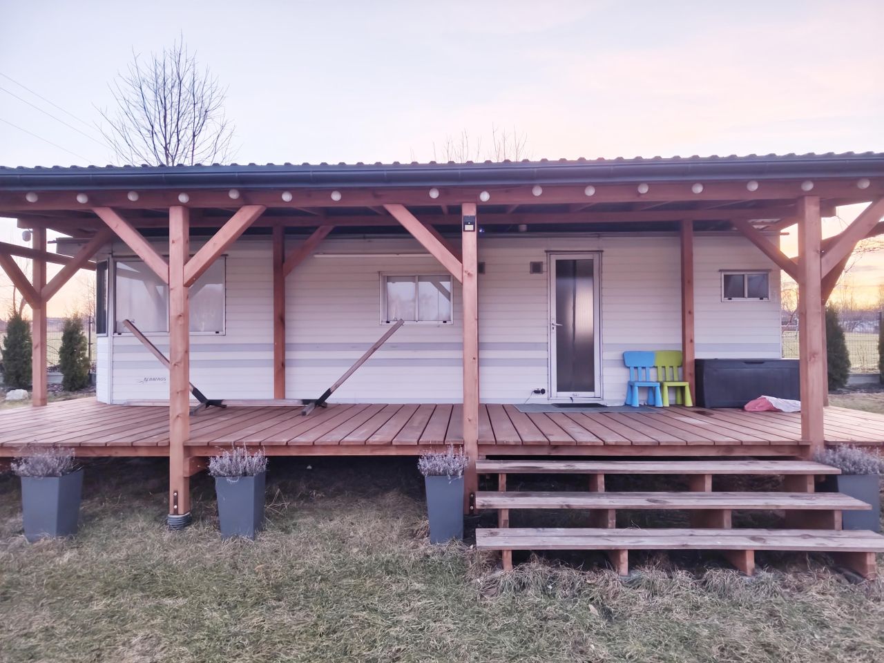 inny, 3 pokoje Józefów. Zdjęcie 1