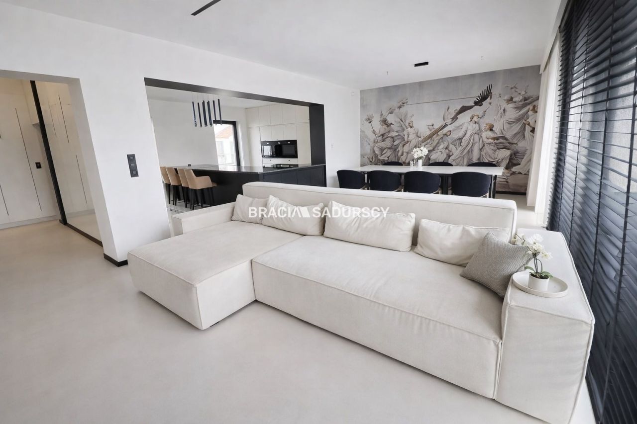 dom wolnostojący, 5 pokoi Niepołomice, ul. Stefana Roweckiego. Zdjęcie 4