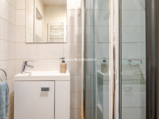 bliźniak, 5 pokoi Skawina, ul. mjr Jana Żychonia. Zdjęcie 15