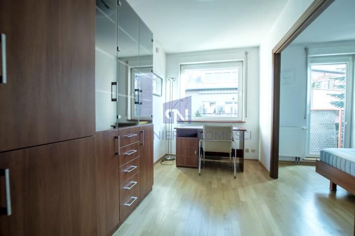 Mieszkanie 3-pokojowe Wrocław Krzyki, ul. Obrońców Poczty Gdańskiej. Zdjęcie 9