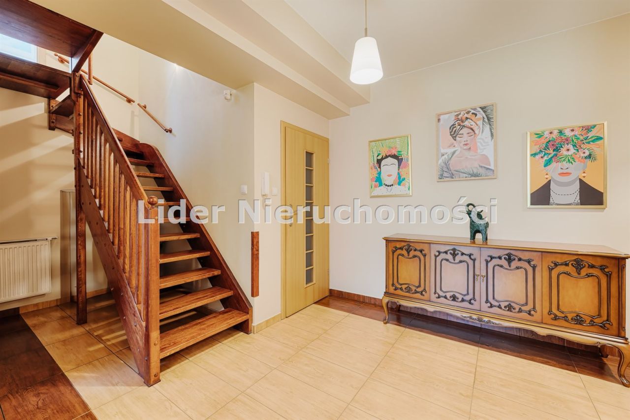 dom wolnostojący, 6 pokoi Pabianice, ul. Bugaj. Zdjęcie 25