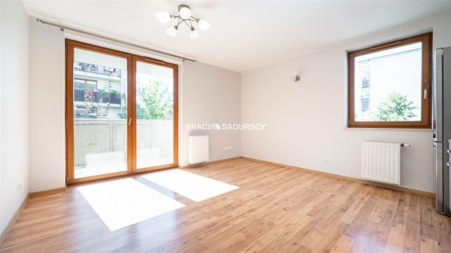 Mieszkanie 3-pokojowe Kraków, ul. Henryka i Karola Czeczów. Zdjęcie 2