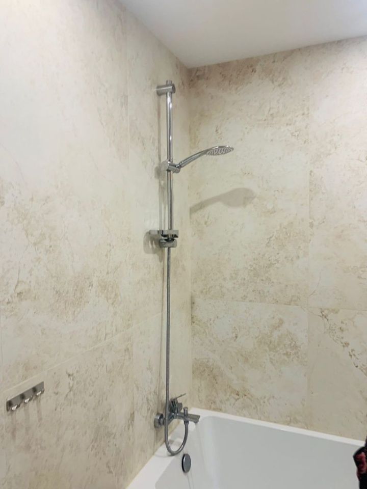 Mieszkanie 3-pokojowe Łazy. Zdjęcie 4