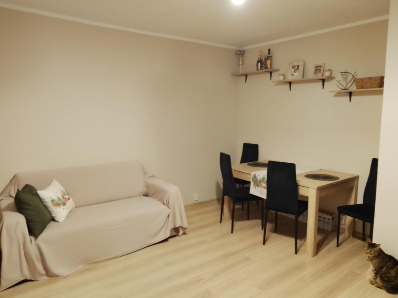 Mieszkanie 3-pokojowe Nowy Dwór Mazowiecki Osiedle Młodych, ul. Młodzieżowa. Zdjęcie 2