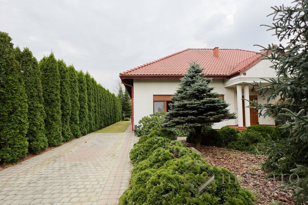 dom wolnostojący, 4 pokoje Łochowo. Zdjęcie 12