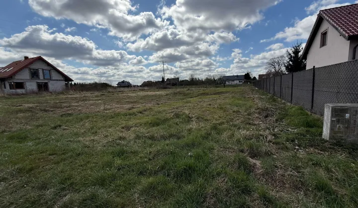 Działka budowlana Wierzbice