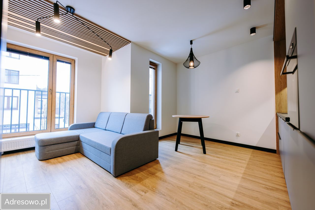 Mieszkanie 7-pokojowe Kielce Uroczysko, ul. Klonowa. Zdjęcie 1