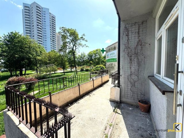 Lokal Katowice Zawodzie, al. Walentego Roździeńskiego. Zdjęcie 10