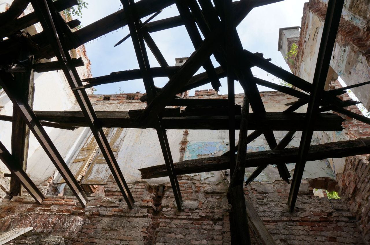 dworek Dąbrowica. Zdjęcie 16