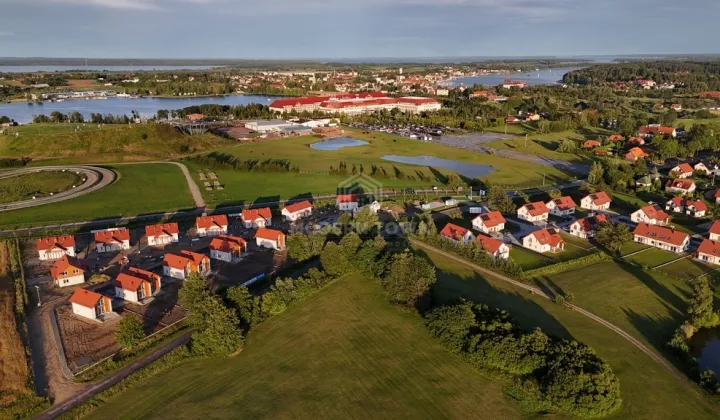 dom wolnostojący, 6 pokoi Prawdowo