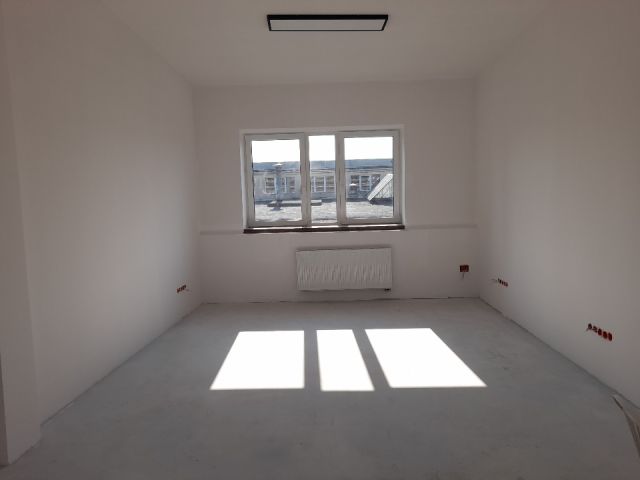 Biuro Milanówek, ul. Królewska. Zdjęcie 5