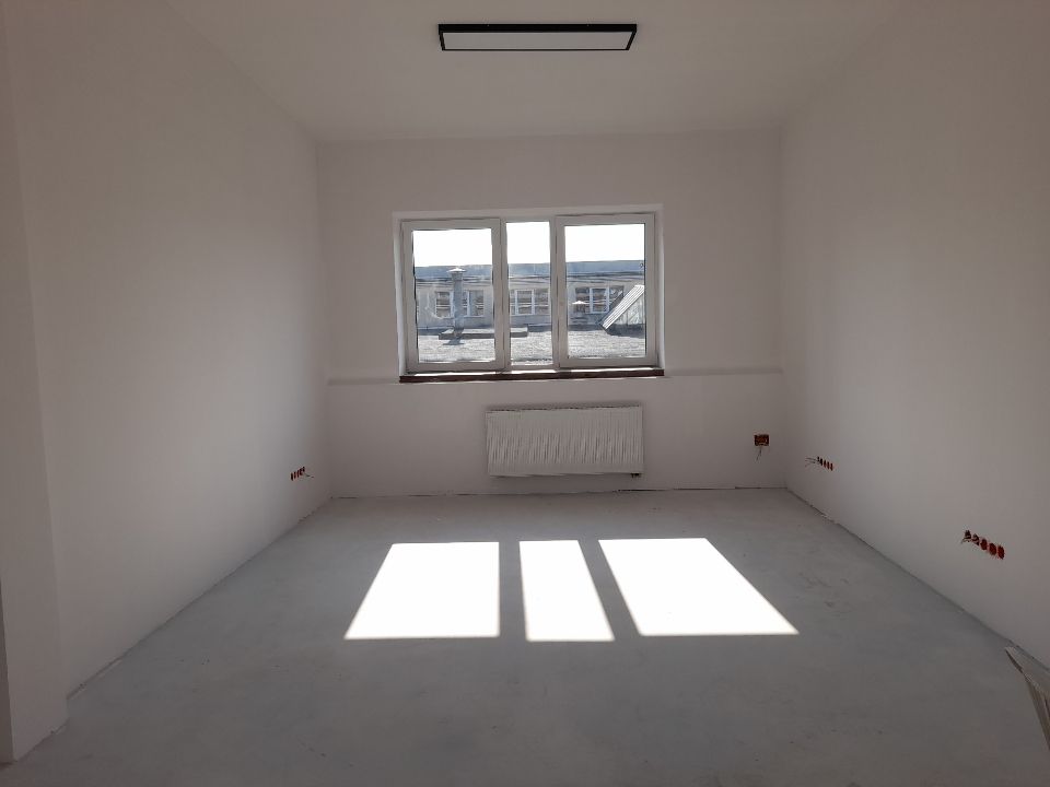 Biuro Milanówek, ul. Królewska. Zdjęcie 5