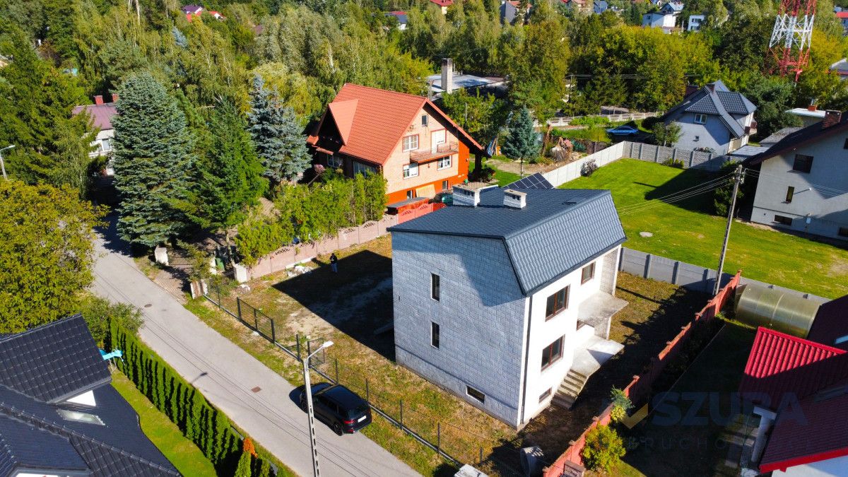 dom wolnostojący, 6 pokoi Leoncin, ul. Partyzantów. Zdjęcie 12