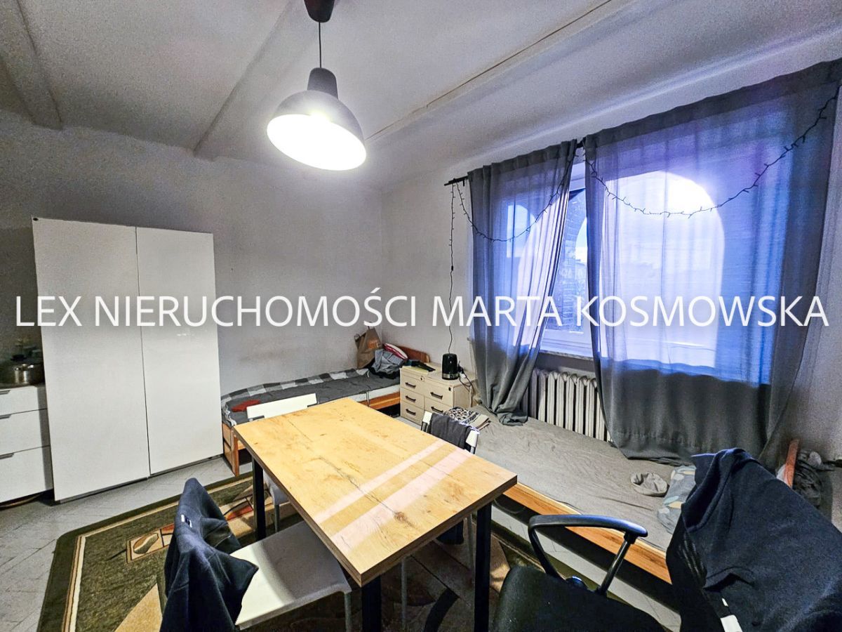 dom wolnostojący, 10 pokoi Raszyn. Zdjęcie 1
