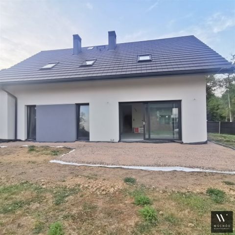 dom wolnostojący, 6 pokoi Radwanowice, ul. Szkolna. Zdjęcie 2