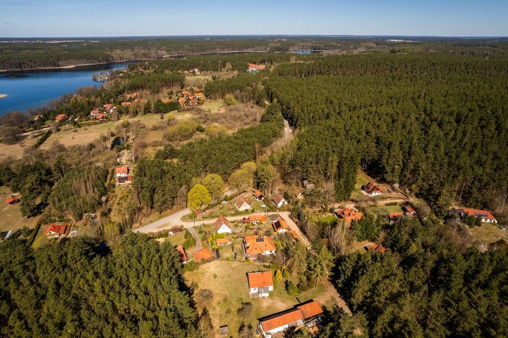 dom wolnostojący, 4 pokoje Pluski, ul. Dębowa. Zdjęcie 16
