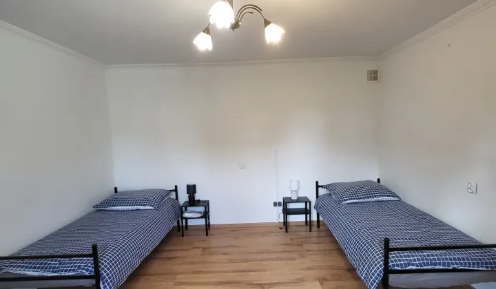 dom wolnostojący, 4 pokoje Płock