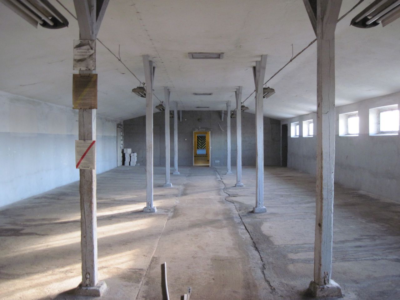 Hala/magazyn Złotów. Zdjęcie 18