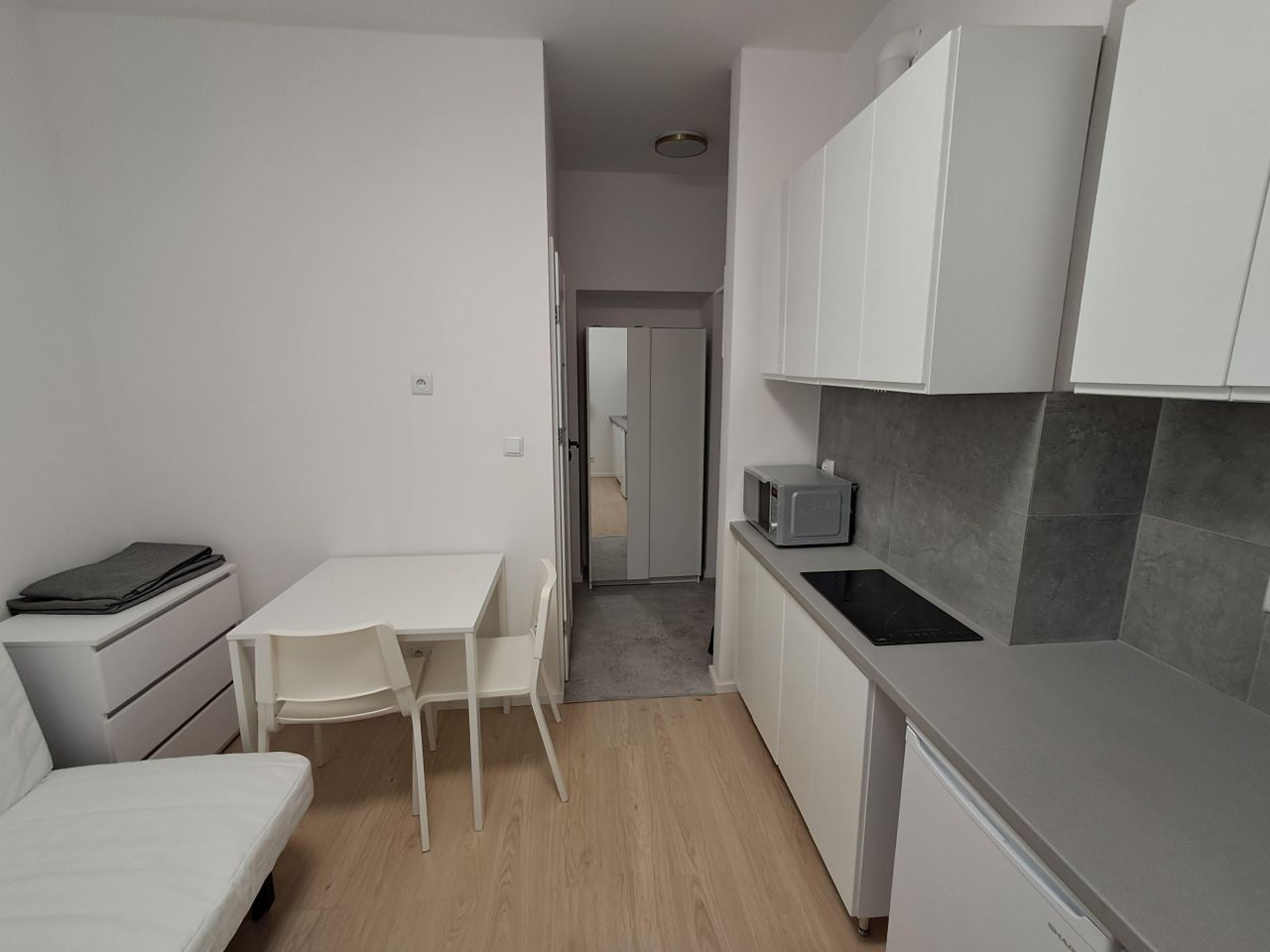 Mieszkanie 1-pokojowe Warszawa Wesoła, ul. Władysława Sikorskiego. Zdjęcie 2